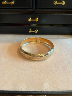 14K Gold Etched Hinged Bangle Bracelet - Amazing Sparkle on Flexible 14K.